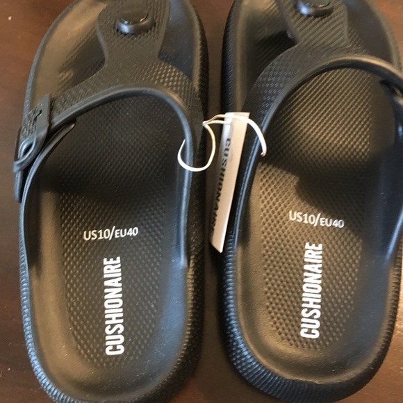 Cushionaire Black Slide Sandals NWT - Picture 10 of 12